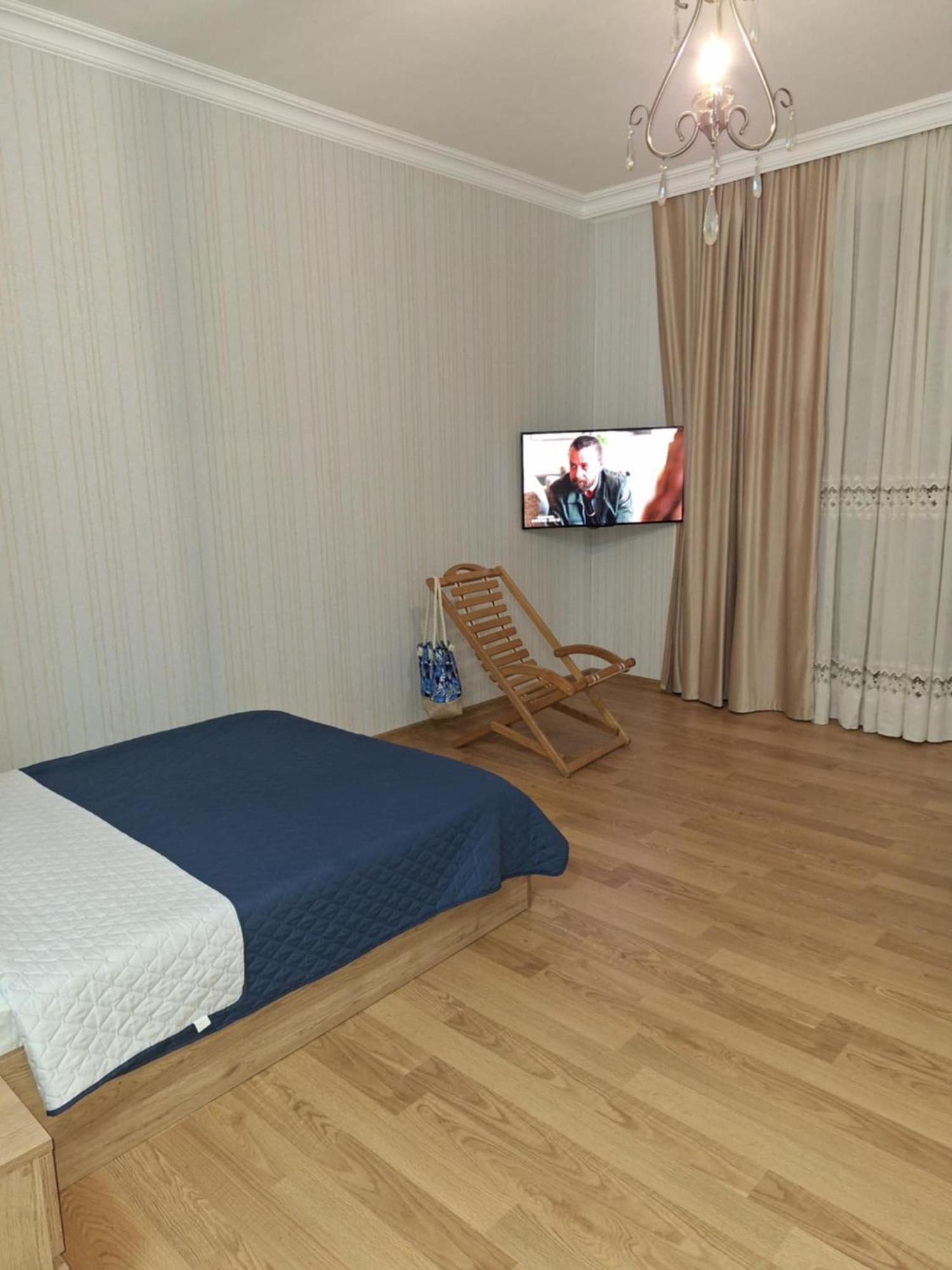 Appartamento Flat Batumi Esterno foto